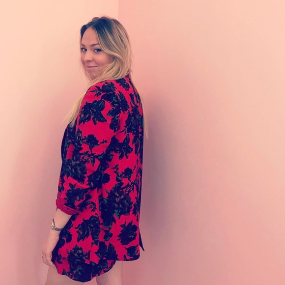 Meet your Posher, Melissa - Picture 1 of 1